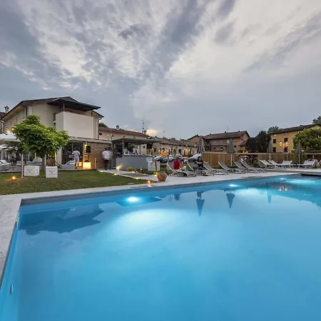 La Casa Del Mulino 3* ميروني